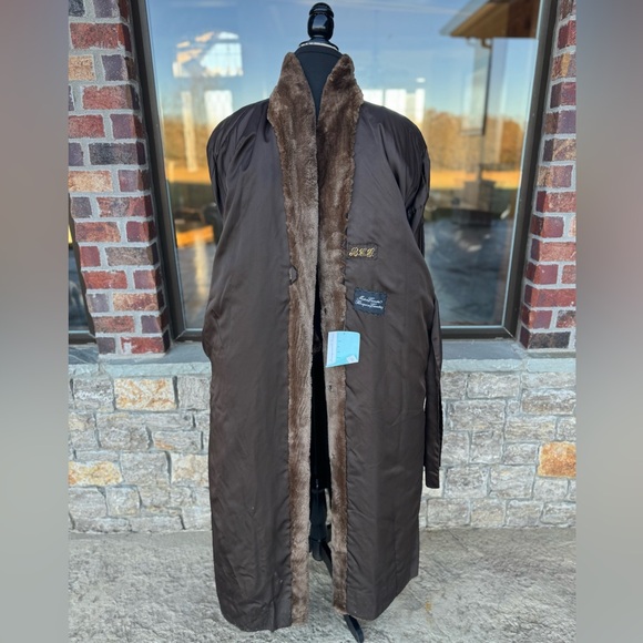 SOLD - Picture 11 of 16